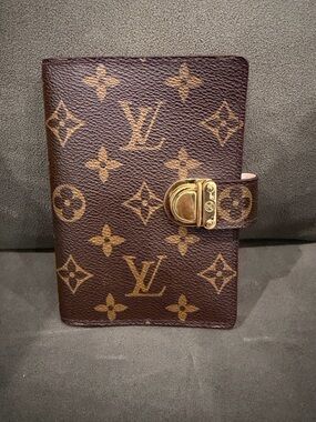 LOUIS VUITTON Monogram Agenda Koala PM Day Planner Cover Pink